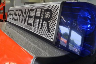 Lagerfeuer im Wald nahe das Zechenteiches gelöscht -