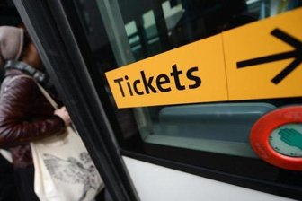 Land Sachsen ist gegen kostenlosen Nahverkehr - Ohne Ticket Bus und Bahn fahren: Ein Vorschlag zur Verbesserung der Luftqualität.