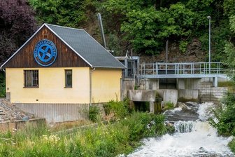 Land unter in der Rolle-Mühle in Waldkirchen: "Einfach überall war Schlamm." - Die Zschopau bei der Rolle-Mühle in Waldkirchen. 