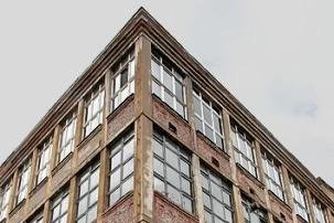 Landesausstellung für Industriekultur: Land wartet auf Konzept für Ausstellung aus Zwickau - Der Horch-Hochbau an der Crimmitschauer Straße in Zwickau wurde 1914 errichtet.