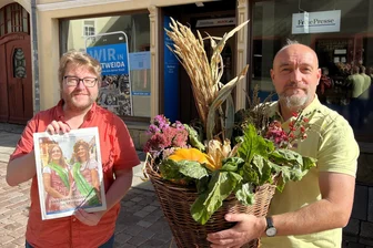 Landeserntedankfest in Mittweida: Auch „Freie Presse“ und „BLICK“ dabei - Auch die Reporter Manuel Niemann (l.) und Falk Bernhardt laden zu einem Besuch der Redaktion in der Weberstraße ein.