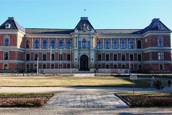 Landgericht Zwickau: Drei Handwerker wegen Drogenhandels angeklagt - Das Landgericht in Zwickau.