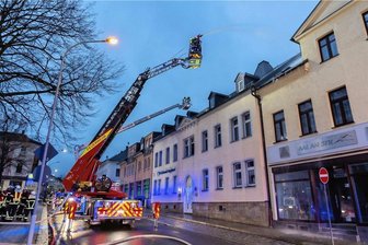 "Landkinder"-Hebammen aus Falkenstein hoffen nach Unglück wieder - Der Brand in den Morgenstunden des 22. Dezember hatte für einen Großeinsatz der Feuerwehren aus Falkenstein, Auerbach, Ellefeld, Grünbach und Oberlauterbach gesorgt.