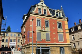 Landkreis gewinnt neuen Partner - In der Villa Werkbank 32 in Mittweida hat Mittelsachsens Landrat Matthias Damm am Mittwoch die Partnerschaftsvereinbarung mit dem Unternehmen Teleskop-Effekt unterzeichnet.