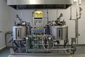 Landkreis in Sachsen versteigert Bierbrauanlage - Hat ein Gewicht von 1,1 Tonnen und muss selbst abgeholt werden: die Bierbrauanlage, die noch bis zum 1. April ersteigert werden kann.