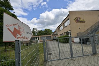 Landkreis Zwickau rechnet perspektivisch mit Kita-Schließungen - Kinderhort „Wichtelhaus“ und Kita „Wassertröpfchen“ fusionieren.