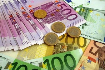 Landrat kauft für 20.000 Euro TV-Nachrichten - 