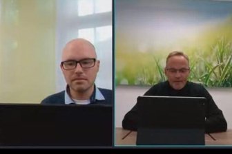 Landrat Neubauer stellt sich virtuell den Fragen der Bürger - Landrat Dirk Neubauer (r.), hier mit Moderator André Kaiser, stellte sich am Montagabend den Fragen von Bürgern.