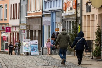 Landrat zum Wirtschaftsstandort Vogtland: „Wir haben viel, aber verkaufen es schlecht“ - Wie blicken vogtländische Unternehmen auf die Region? Die IHK und der Tourismusverband präsentierten in Auerbach jetzt die Ergebnisse einer gemeinsamen Umfrage.