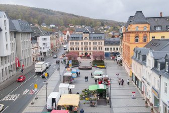 Landratsamt erteilt keine Ausnahme-Genehmigung für 1.-Mai-Kundgebung - Jetzt jedoch soll es einen neuen Antrag für eine Kundgebung auf dem Auer Altmarkt geben.