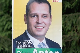 Landratswahl im Erzgebirge: Bringen Bündnisse die Wählerstimmen? - Die drei Erstplatzierten zur ersten Wahlrunde um das Amt des Landrates im Erzgebirgskreis waren Rico Anton, Volker Weber und Torsten Gahler. 