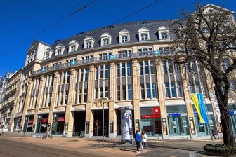 Landratswahl im Vogtlandkreis: Eine Bewerberin abgelehnt - Wer wird neuer Chef im Plauener Landratsamt? Die Vogtländer haben am 12. Juni die Wahl zwischen einer Kandidatin und vier Kandidaten.