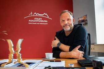 Landratswahl: Mittelsachsens Bündnisgrüne unterstützen Dirk Neubauer - Der Augustusburger Bürgermeister Dirk Neubauer tritt zur Landratswahl im Juni als parteiloser Kandidat an.