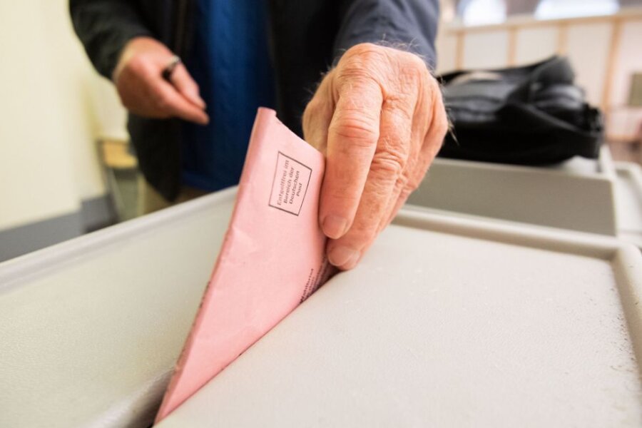Landratswahlen: So sieht es in Südwestsachsen vor der zweiten Runde aus - Bei den Landratswahlen in Südwestsachsen steht am Sonntag der 2. Wahlgang an.
