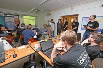 Lange Nacht des Coding startet an der Westsächsischen Hochschule Zwickau - Bereits vor acht Jahren gab es bei der Langen Nacht des Coding der WHZ ein volles Haus.