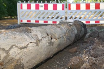 Lange Trockenheit setzt dem Trinkwassernetz zu - Beschädigte Rohrleitungen sorgen für den Ausfall der Versorgung. Das Trinkwassernetz in der Region ist im Schnitt 44 Jahre alt.