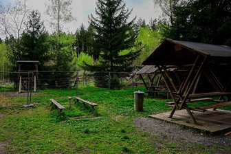 Langenbernsdorf macht die „Hasenheide“ wieder zum Anziehungspunkt - Auch eine Picknick-Ecke soll der Waldsportplatz Stöckener Hasenheide wieder bekommen.