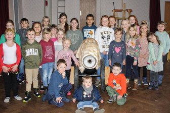 Langenreinsdorfer Faschingsnachwuchs probt emsig für den Auftritt - Die Mitglieder der zwei Tanzgruppen proben eifrig für ihren Auftritt beim Kinderfasching.