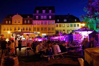 „Langer Donnerstag“ und „Lungscher Loungeabend“ gehen in die letzte Runde - Der „Lange Donnerstag“ steigt diesmal wieder auf der Westseite des Hohensteiner Altmarktes.