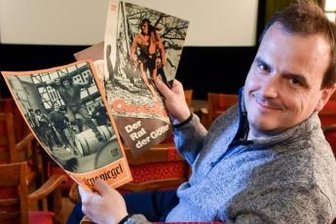 Langeweile in Travers, oder: Die Kunst des Querschießens - Thilo Götz, Chef des Clubkinos Siegmar, kennt sich in Sachen Defa-Geschichte aus. In seinem Fundus lagern auch zahlreiche Plakate.