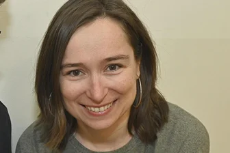 Laser-Biathlon, Chemie-Experimente, Theater: Gymnasium Markneukirchen öffnet Türen - Michaela Popp ist Lehrerin für Kunsterziehung am Gymnasium Markneukirchen. Die Schule lädt am Samstag von 10 bis 14 Uhr zum Tag der offenen Tür ein.