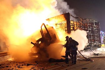 Laster auf A14 bei Nossen ausgebrannt - 