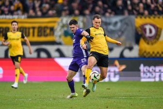 Lattenpech und Dresdner Effizienz: Erzgebirge Aue verliert das Sachsenderby gegen Dynamo - Ein umkämpftes Derby entschieden die Dresdner um Jakob Lemmer (rechts) letztlich für sich.