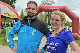 "Laufen bedeutet eine Auszeit vom Alltag" - Sie waren die Schnellsten beim Filzteichlauf: Michael Siegel vom Läuferbund Schwarzenberg (l.) und Sylvia Fritzsche. 