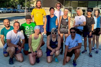 Laufen, Entdecken, Begegnen: Jutta Emes’ sportliche Strategie an der Bergakademie Freiberg - TU-Rektorin Jutta Emes (r.) bei einem Treffen mit der Mitlaufgelegenheit Freiberg.