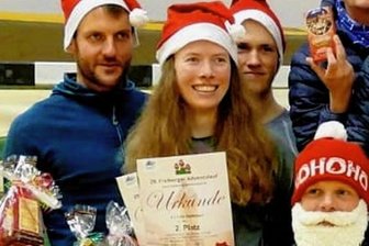 Laufen für den guten Zweck - Ellen Pestel (M.) ist Stammgast beim Freiberger Adventslauf. 2022 siegte sie im Hauptlauf.