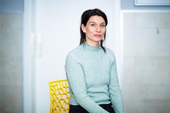 Lauras Kolumne: Statt auf unser Smartphone sollten wir alle wieder öfter in die Luft starren -