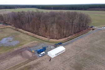 Lausitz hat Beistand im Rennen um Einstein-Teleskop - Schon 2022 erfolgten Probebohrungen für das Einstein-Teleskop in der Lausitz (Archivbild).