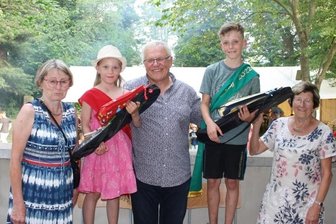 Lauterbacher feiern heiße Party im Schlosspark - 