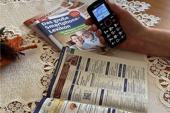 Leben ohne Internet: Warum eine 84-Jährige aus dem Erzgebirge nicht mal eine Zugfahrt buchen kann - Für viele Senioren ist das Telefon das Tor zur Welt. An einen Computer oder ein Smartphone traut sich nicht jeder ran. Damit bleibt ein Teil der älteren Menschen zunehmend vom gesellschaftlichen Leben ausgegrenzt. 