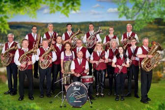 Lebendiger Adventskalender in Mulda: Musik, Gastgeber und Programm bis zum 23. Dezember - Die Berglandmusikanten sind beim lebendigen Adventskalender in Mulda zu erleben.