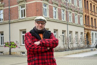 LED statt Böllerei: Brühl-Bewohner in Chemnitz organisieren stilles Feuerwerk - Brühl-Pionier Holm Krieger ist der Initiator hinter dem „Silent Feuerwerk“.