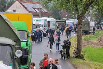 Legendäres Oldtimertreffen bei Werdau: Stadt muss 19.000 Euro zuschießen - Zum ersten Mal fand das Oldtimertreffen am ersten Maiwochenende in Langenhessen statt.