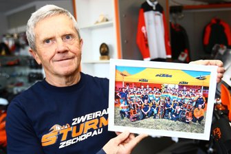 Legende aus dem Erzgebirge ist stolz auf das erfolgreichste Enduro-Team Deutschlands - Die KTM-Mannschaft des Zschopauers Harald Sturm wurde zum besten Enduro-Team Deutschlands gekürt.