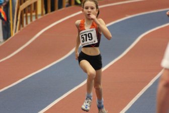 Leichtathleten aus dem Erzgebirge feiern eine Regionalmeisterin - Luna Röder von der WSG Schwarzenberg-Wildenau hat über 800 Meter einen Titel geholt.