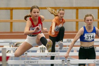 Leichtathleten des LV 90 Erzgebirge trotzen der Hitze - Izzie Voigt, hier bei einem anderen Wettkampf, heimste in Dresden gleich vier Medaillen ein.