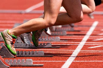 Leichtathletinnen des SV Vorwärts Zwickau gewinnen Länderkampf mit Sachsen - Zwei Nachwuchs-Leichtathletinnen des SV Vorwärts Zwickau haben mit Erfolg an einem Länderkampf der U 14 teilgenommen.