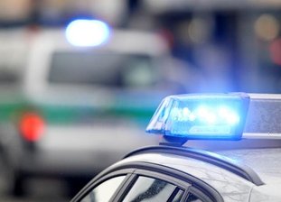 Leisnig: Mann wirft Gullydeckel auf fahrendes Auto - 