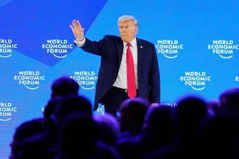 Leitartikel zum Auftritt des US-Präsidenten in Davos: Donald Trumps Scheidungsplädoyer - US-Präsident Donald Trump erneuert in Davos die US-Ansprüche auf Grönland.
