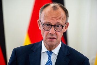 Leitartikel zur Außenpolitik von Friedrich Merz:  Wie der neue Kanzler den Unterschied macht - Bundeskanzler Friedrich Merz (CDU) hat in Litauen eine Bundeswehr-Brigade in Dienst gestellt.