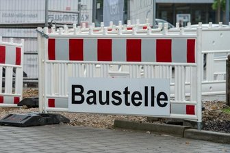 Leitungsbau auf der Carl-von-Ossietzky-Straße dauert länger -
