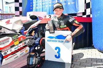 Lengefelder Motorradpilot feiert gelungenes Heimspiel in Most - Robin Siegert durfte sich in Most über zwei dritte Plätze freuen.