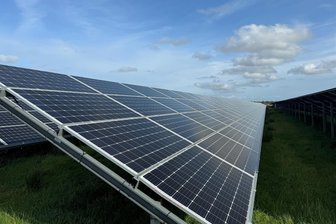 Lengenfeld: Stadtrat gibt grünes Licht für zwei Solarparks - Für zwei Solarparks in Waldkirchen und Weißensand hat der Stadtrat jetzt grünes Licht gegeben.