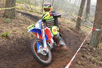 Lengenfelder Motorradsportler ist in der 1. Liga angekommen - Eric Wirth greift nun in der Deutschen Enduro Meisterschaft an.