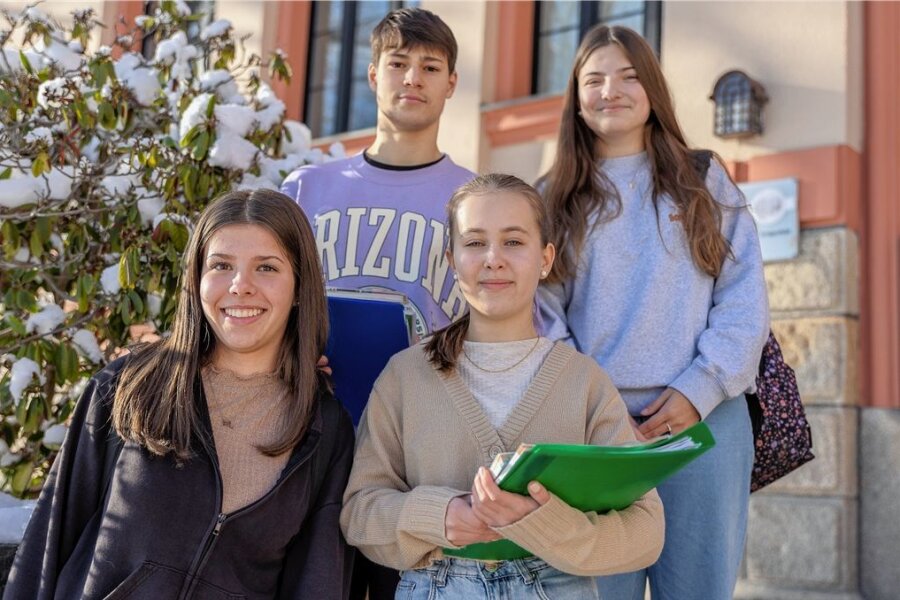 Lengenfelder Schüler sind die "Vogtländer des Jahres 2022" - Das Engagement des Schülerrates der Lengenfelder Lessing-Oberschule wurde mit Platz 1 belohnt.