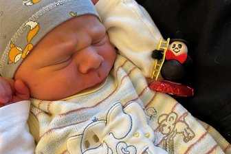 Lennart hatte es plötzlich eilig: Zwickauer Neujahrsbaby erblickt um 2.01 Uhr das Licht der Welt - Das neue Jahr war zwei Stunden alt, als Lennart im Heinrich-Braun-Klinikum zur Welt kam.